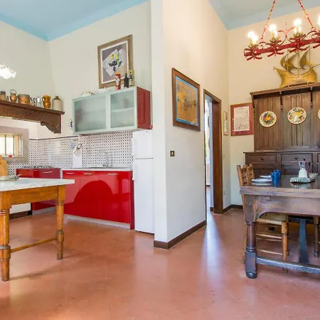 Tamerici By Interhome * Quercianella